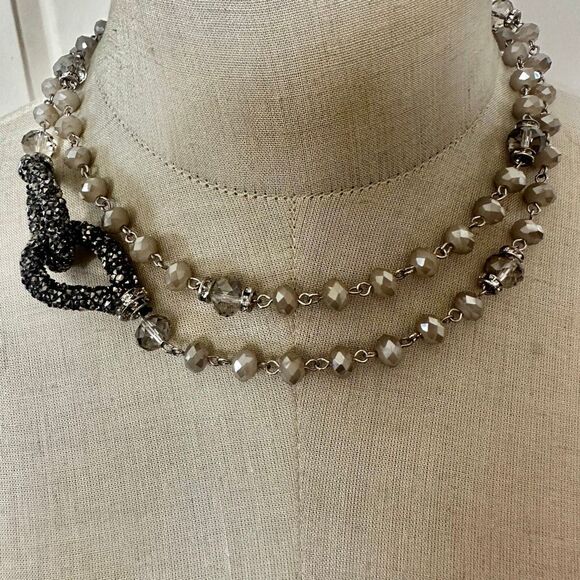 Saachi Crystal beaded Statement Necklace - Picture 1 of 10